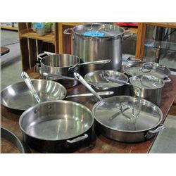 Slightly used 13pc AllClad cookware set