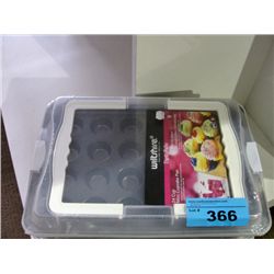 3 new Wiltshire party bake cupcake pans