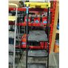 Image 1 : Painters step ladder
