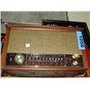 Image 1 : Vintage zennith table top radio