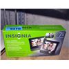 Image 1 : Insignia dual screen portable DVD player