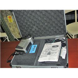 Sharp view cam with case and accessories