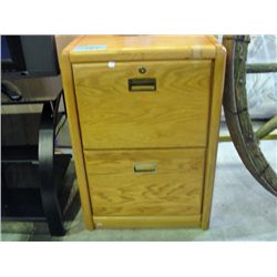 Oak 2 drawer filing cabinet