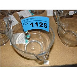 Lot of 6 glass gravy boats