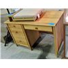 Image 1 : Maple desk