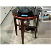 Image 1 : Round side table