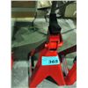 One western rugid 6T jack stand