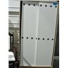 Image 1 : Closet system
