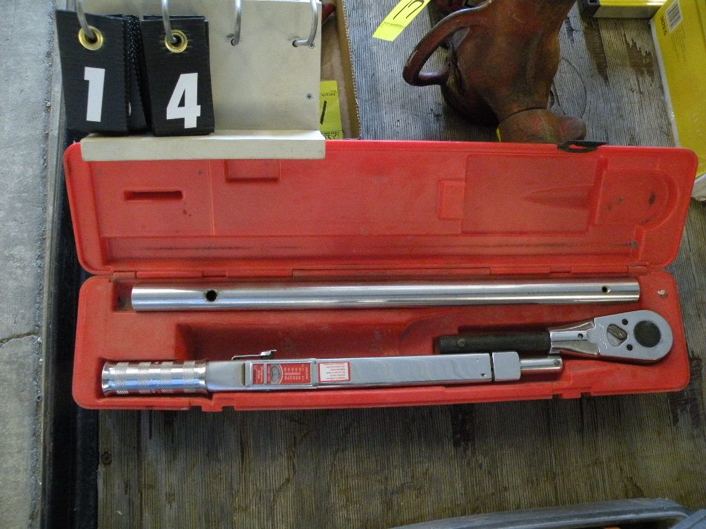 Snapon 600 ft pound torque wrench