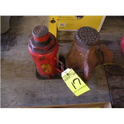 Pair of jacks