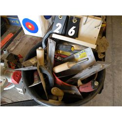 Large quantity of cement tools