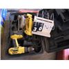 Image 1 : 18 volt DeWalt drill & saw combo
