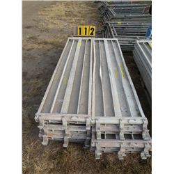 Pallet of 10 aluminum scaffold planks