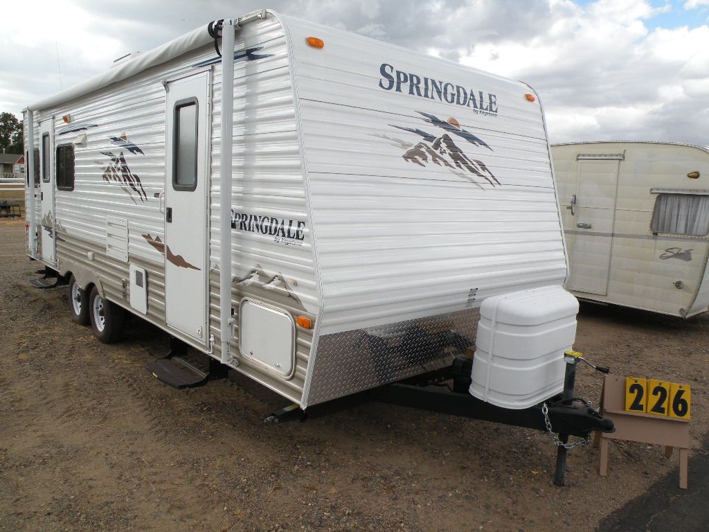 2009 Springdale by Keystone travel trailer 4YDT2522293100094