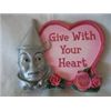 Image 1 : WIZARD OF OZ CERAMIC PLAQUE "GIVE WITH YOUR HEART"