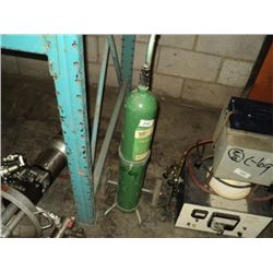 OXYGEN BOTTLE ON CART