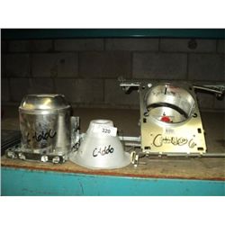 HALO RECCESSED CAN LIGHT FIXTURES 3X MONEY