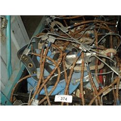 POLY TUB: SAFETY HARNESSES, TIRE CHAINS