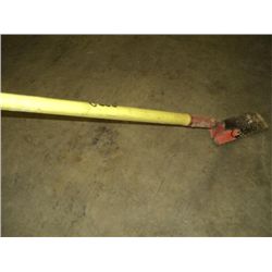 COMPOSITE HANDLED TRENCH SHOVEL