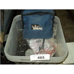 BUCKET: SHEET ROCK SCREWS