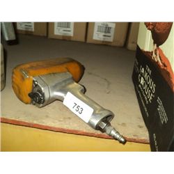 1/2" PNUEMATIC IMPACT WRENCH