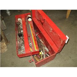 RED METAL TOOL BOX & CONTENTS