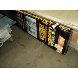GORILLA LADDER STABILIZER