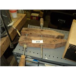 WOOD CRAFTSMAN FURNITURE CLAMP