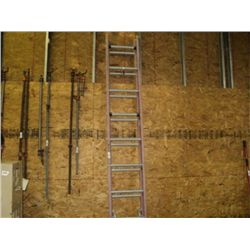 WERNER 20' FIBERGLASS EXTENSION LADDER
