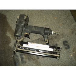 CENTRAL PNEUMATIC BRAD NAILER