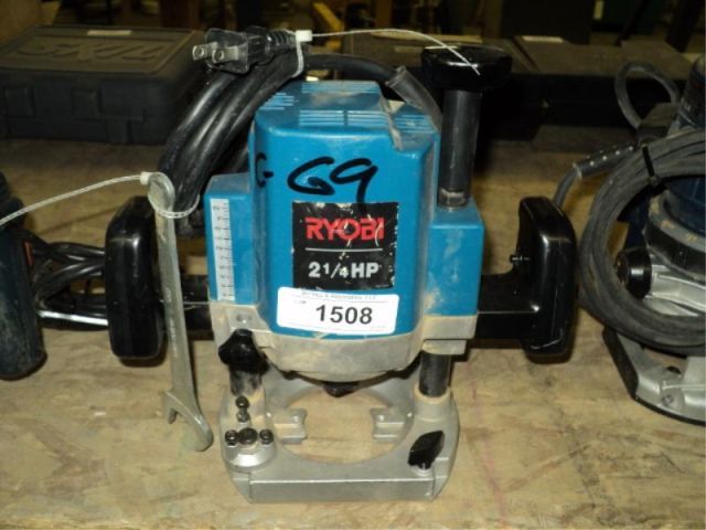 RYOBI R-501 ROUTER