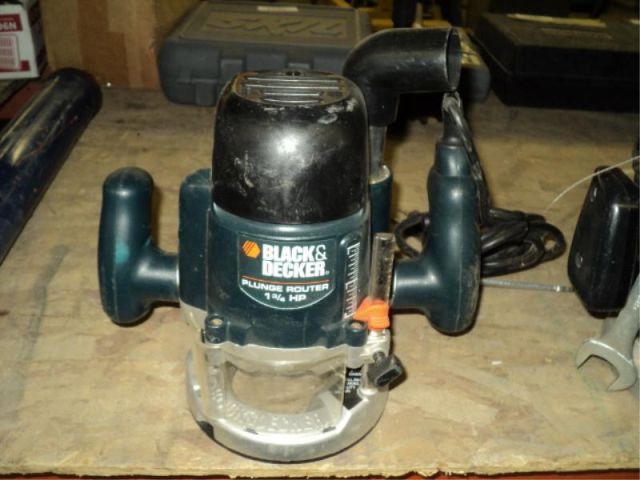 Blackner Router BLACK & DECKER PLUNGE ROUTER