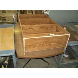 LOT: TABLE & SHELVES