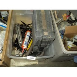 LOT: HAND TOOLS & AMMO CAN
