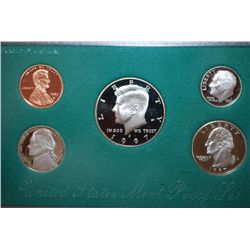1997-S US Mint Proof Set With COA Included; EST. $10-20