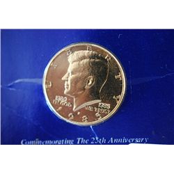 1985-P US Kennedy Half Dollar In Blister Pack With History; CLAD Gold; EST. $3-6