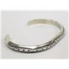 Image 2 : Navajo Sterling Silver Hand Stamped Bracelet