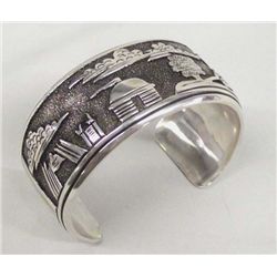 Navajo Large Storyteller Bracelet- Tommy Singer