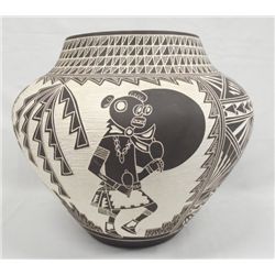 Acoma Sgraffito Olla by M. & R. Romero
