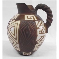 Chulucanas Peruvian Pitcher by Santodio Paz