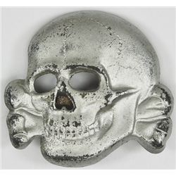 TOTENKOPF HAT PIN