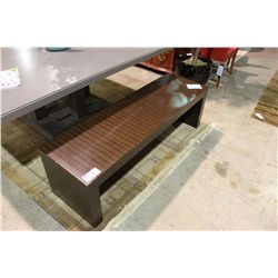 5' LONG WOODEN BENCH