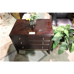 BAKER BARBARA 3 DRAWER BARRY CHEST