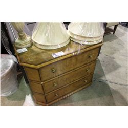 CENTURY 3 DRAWER TRADITIONAL CHEST