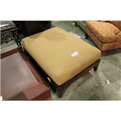 MARGE CARSON TRADITIONAL OTTOMAN
