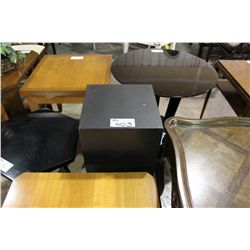 BLACK CONTEMPORARY PLANT STAND