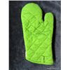 Image 2 : Oven Mitt (Christmas Tree Pattern-Linen)