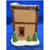 Image 10 : 3 Christmas Village Buildings & 2 People