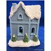 Image 21 : 3 Christmas Village Buildings & 2 People