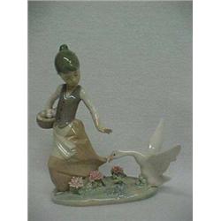 Lladro figurine #1288 "Aggressive Duck"